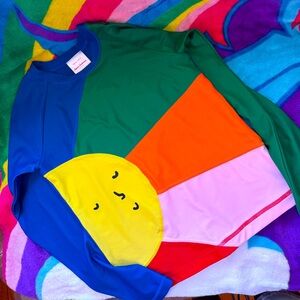 Hanna andersson swim rashguard top size 12 sun rainbow colorful
